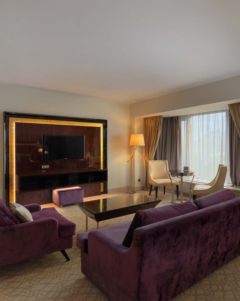 Романтические выходные в Бизнес-корпусе